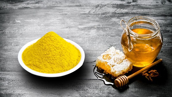 TINH BỘT NGHỆ MẬT ONG: CÔNG DỤNG, CÁCH DÙNG VÀ LƯU Ý KHI SỬ DỤNG