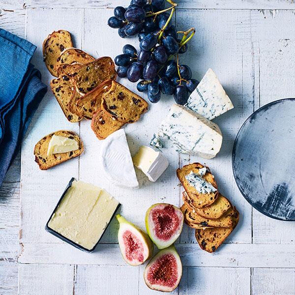 Toasted Hot Cross Bun Cheese Board Crackers