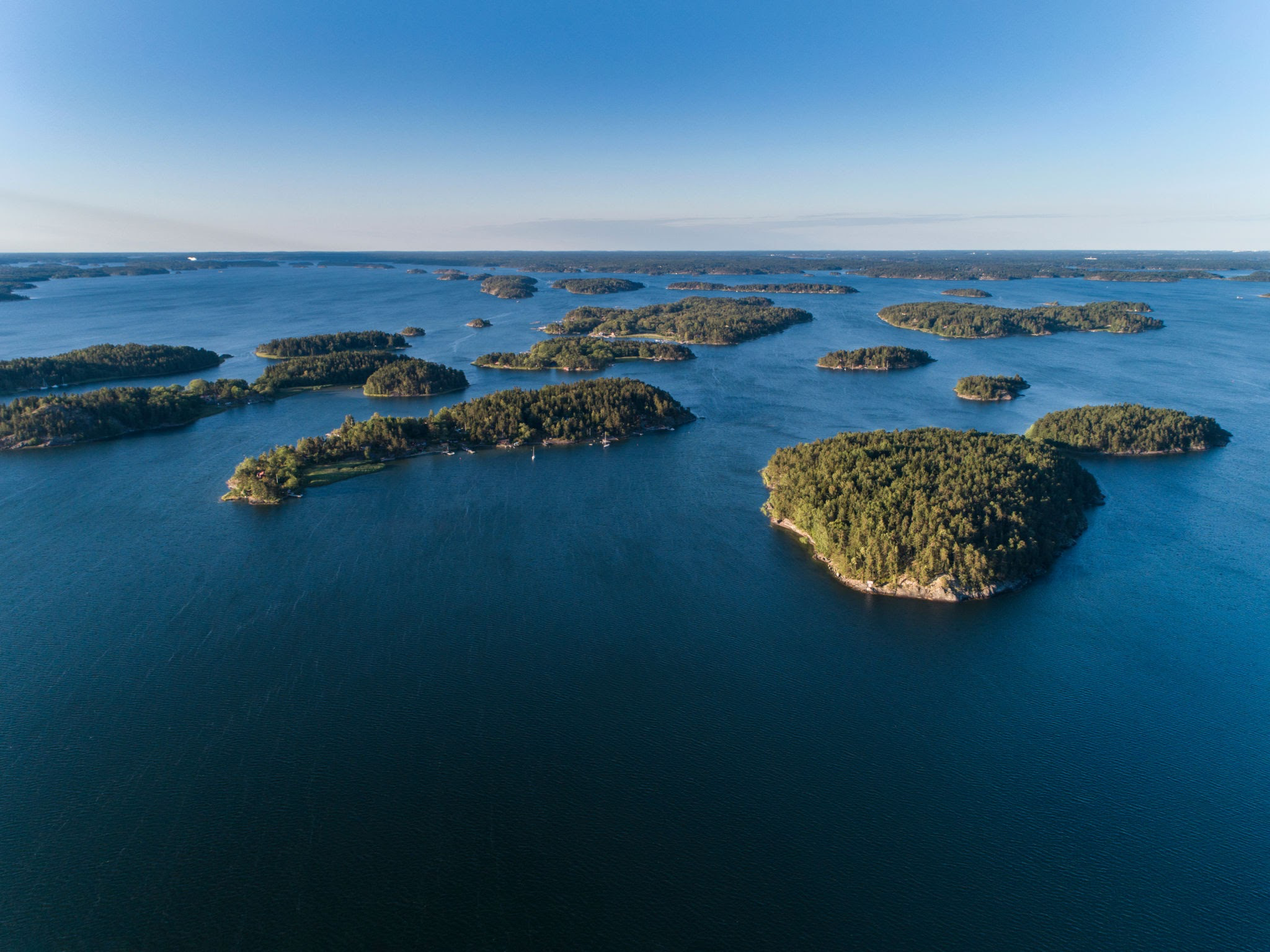 Exploring the Archipelago Architecture