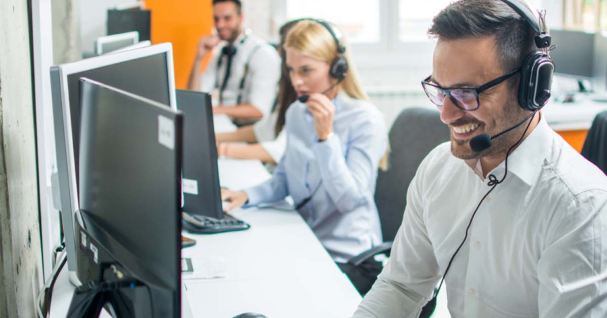 it support team working