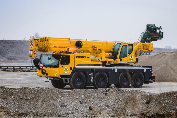 Liebherr LTM1090-4.1