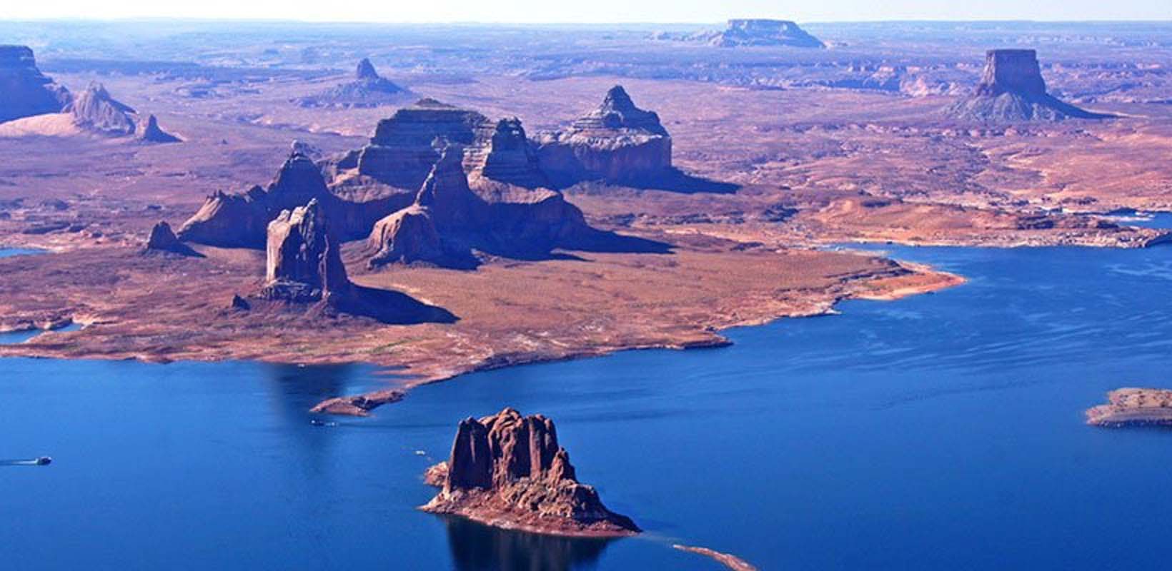Skyview Horseshoe Bend and Lake Powell air tour from Page