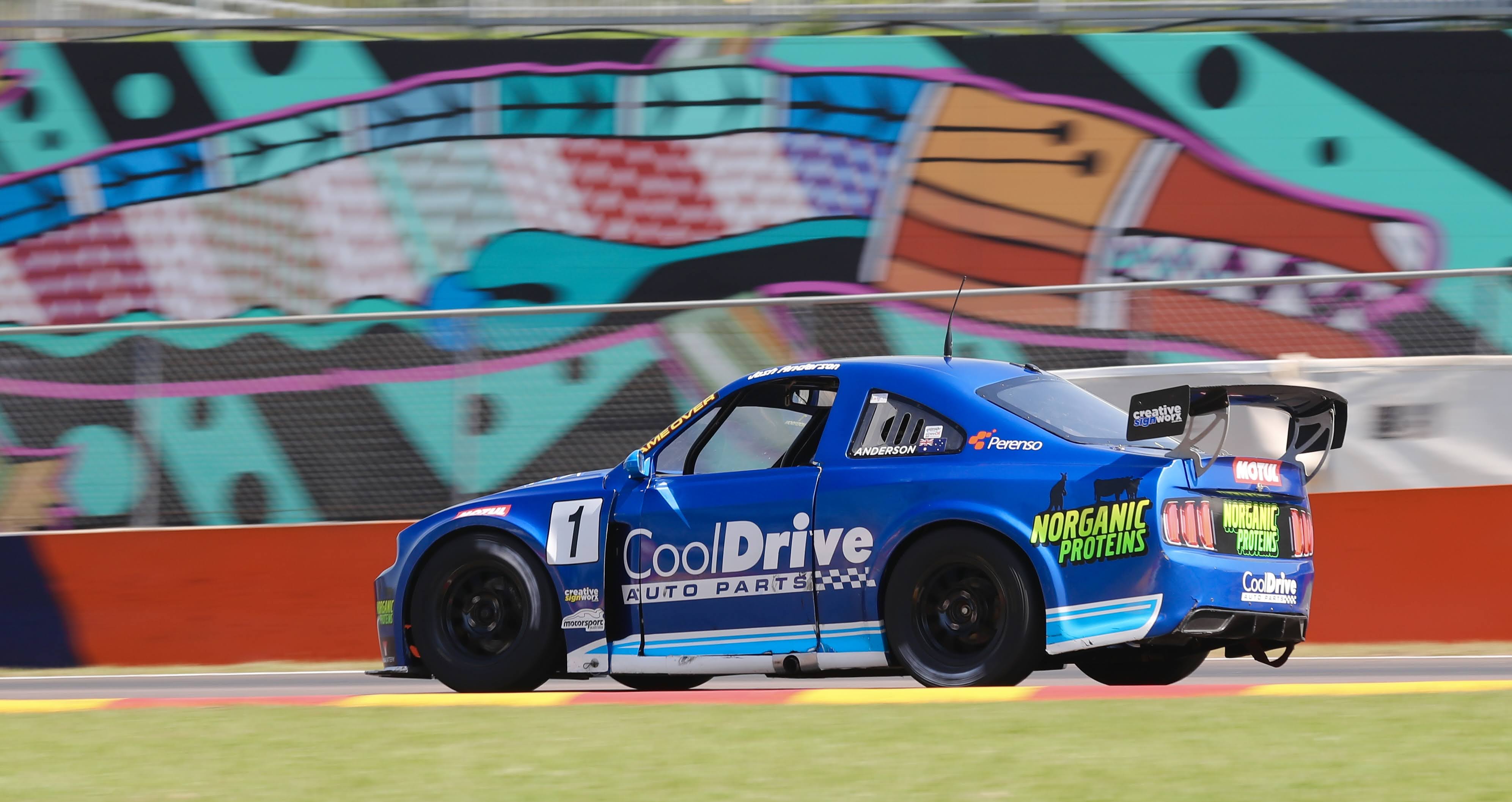 Battery World Aussie Racing Cars Championship : Pole for reigning ...