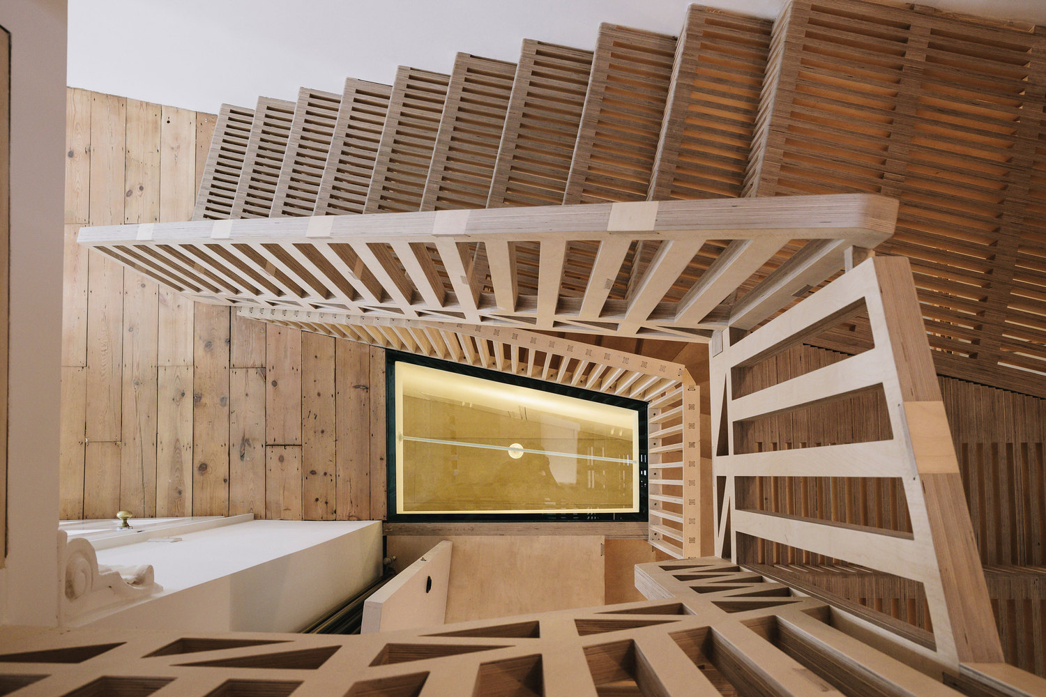 Five plywood inspired interiors