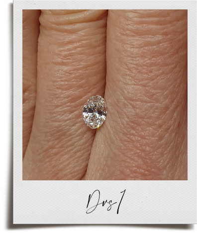 Dvs1 oval shape diamond 0.50ct