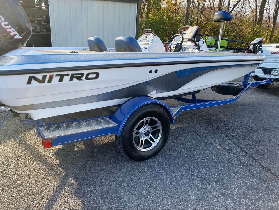 2006 Nitro 482