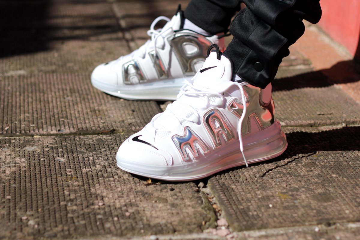nike air more uptempo 720 on feet