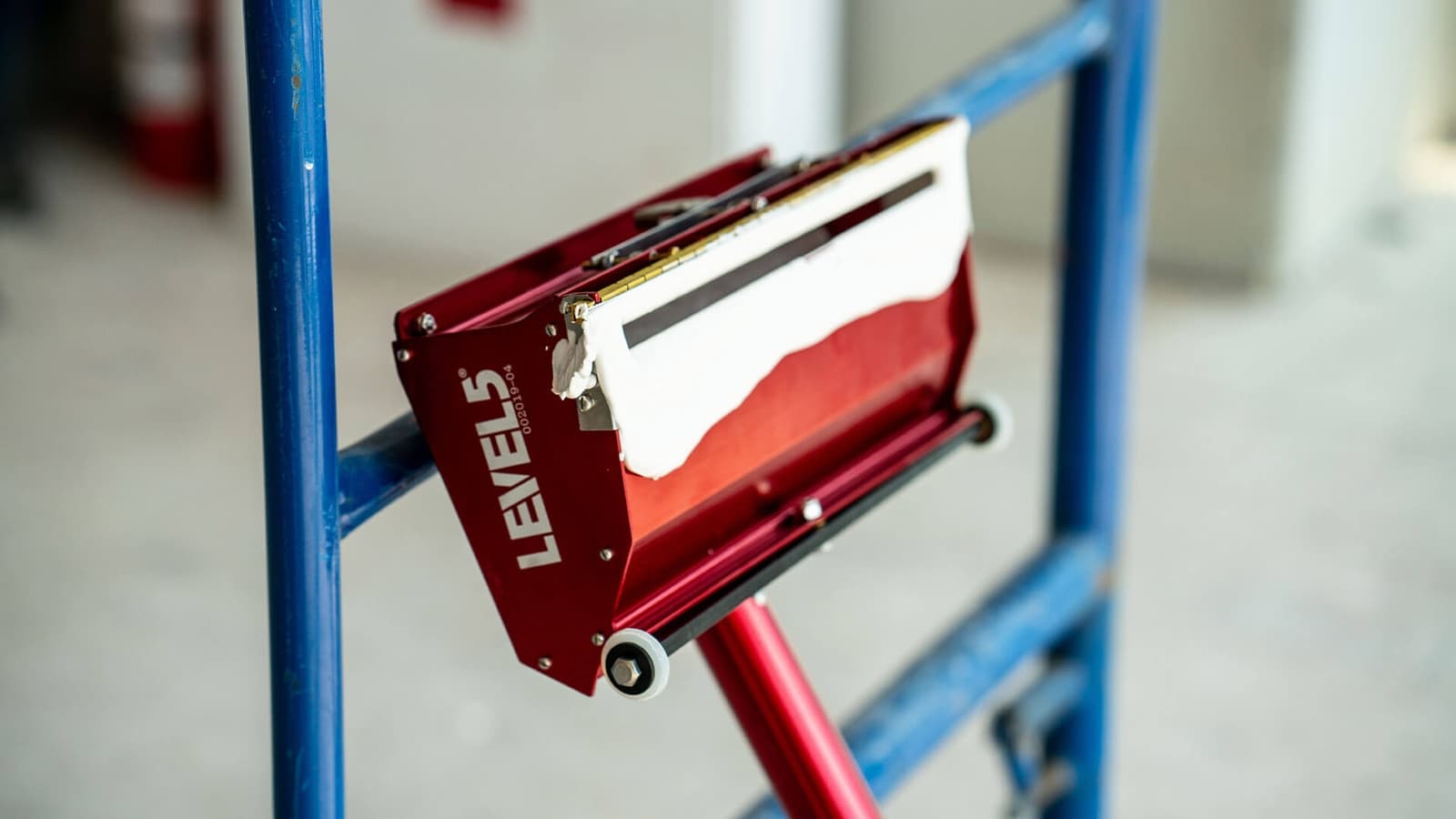 L5 Drywall Taping Set 10/12Inch Flat Boxes & Handles 4600