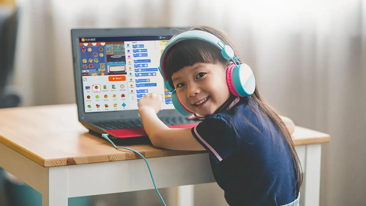 15 Best Coding Classes for Kids in Singapore 2024