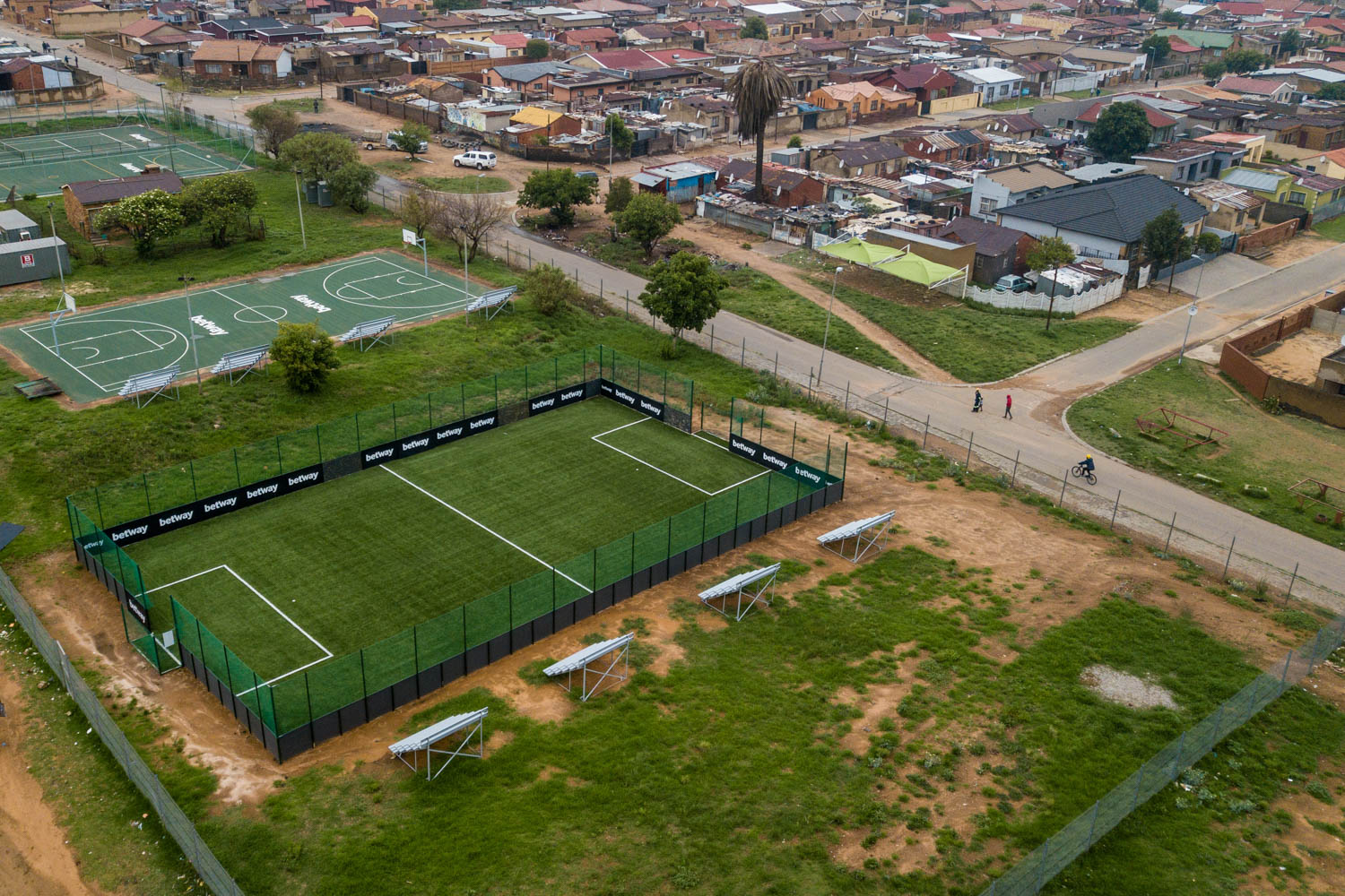 Aerial picture of an outdoor Fives Football court installed at Betway.