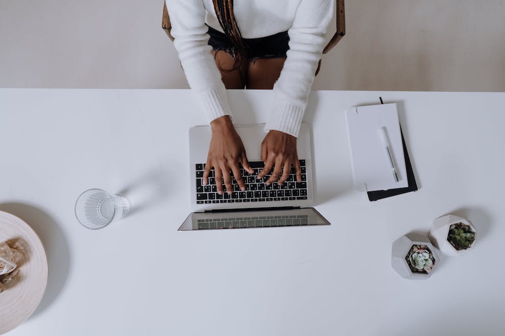 Was macht eine professionelle Webseite in 2022 aus? (+kostenlose Checkliste)