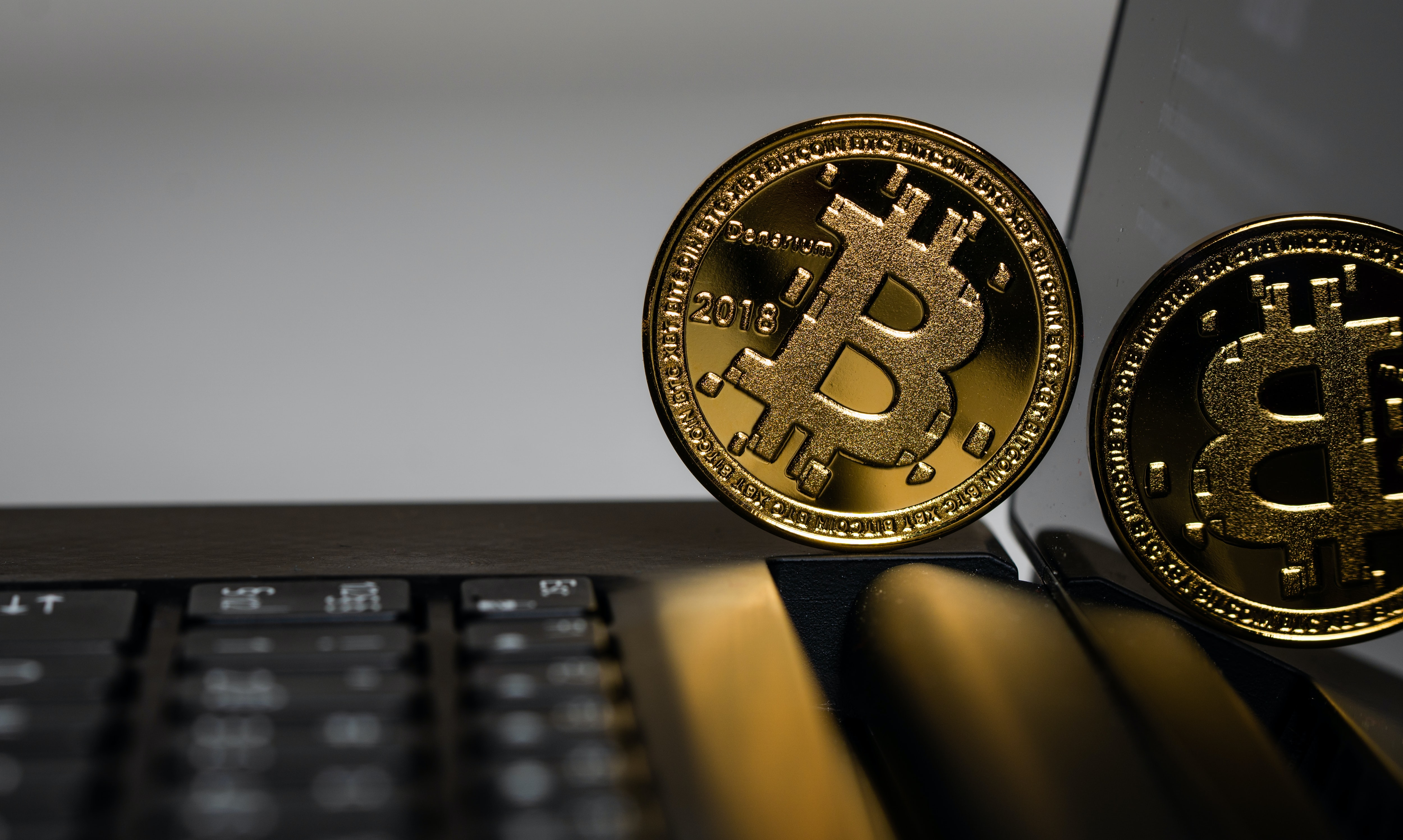 Como transferir Bitcoins? Veja os detalhes desse processo
