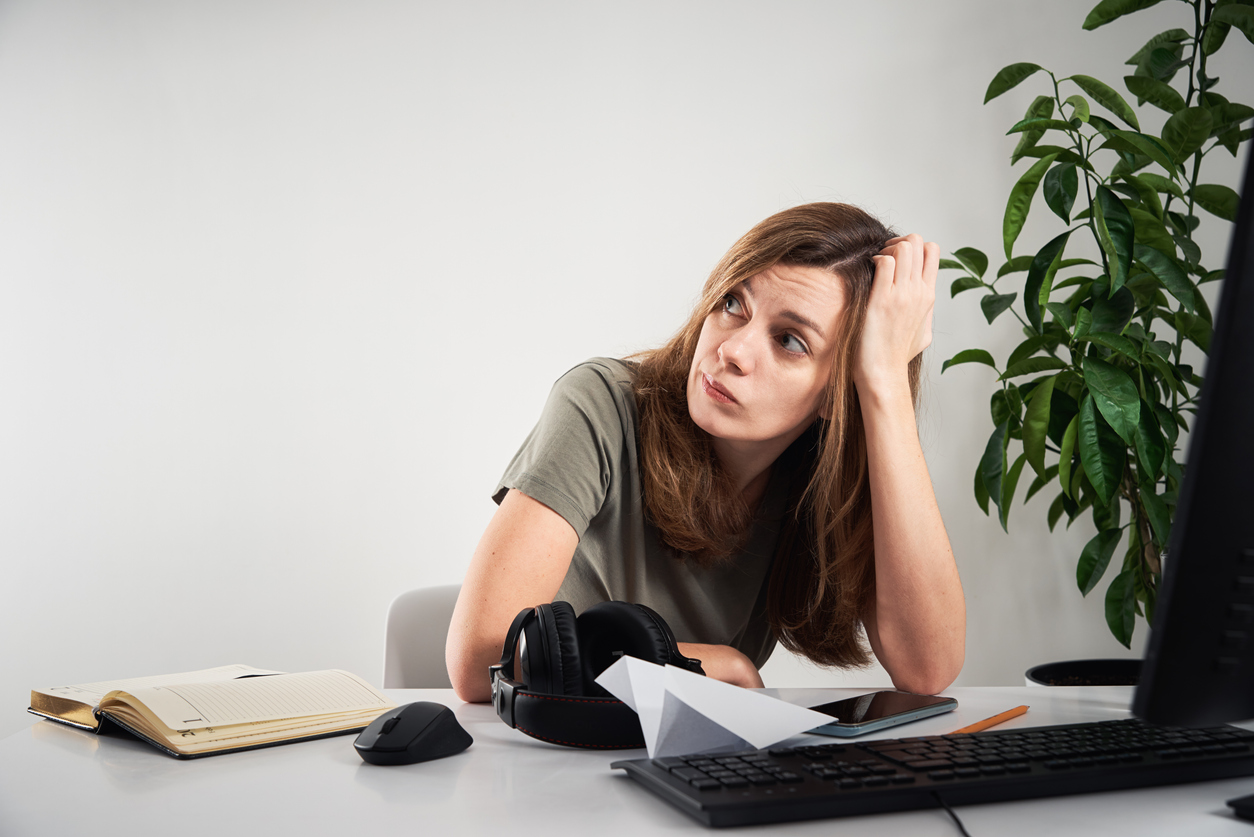 Disadvantages Of Distance Learning Programs For Employees