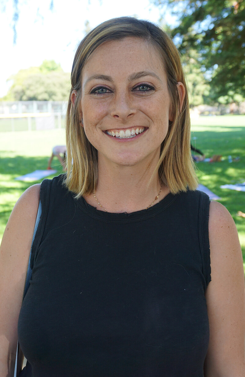Sarah Clampett Headshot
