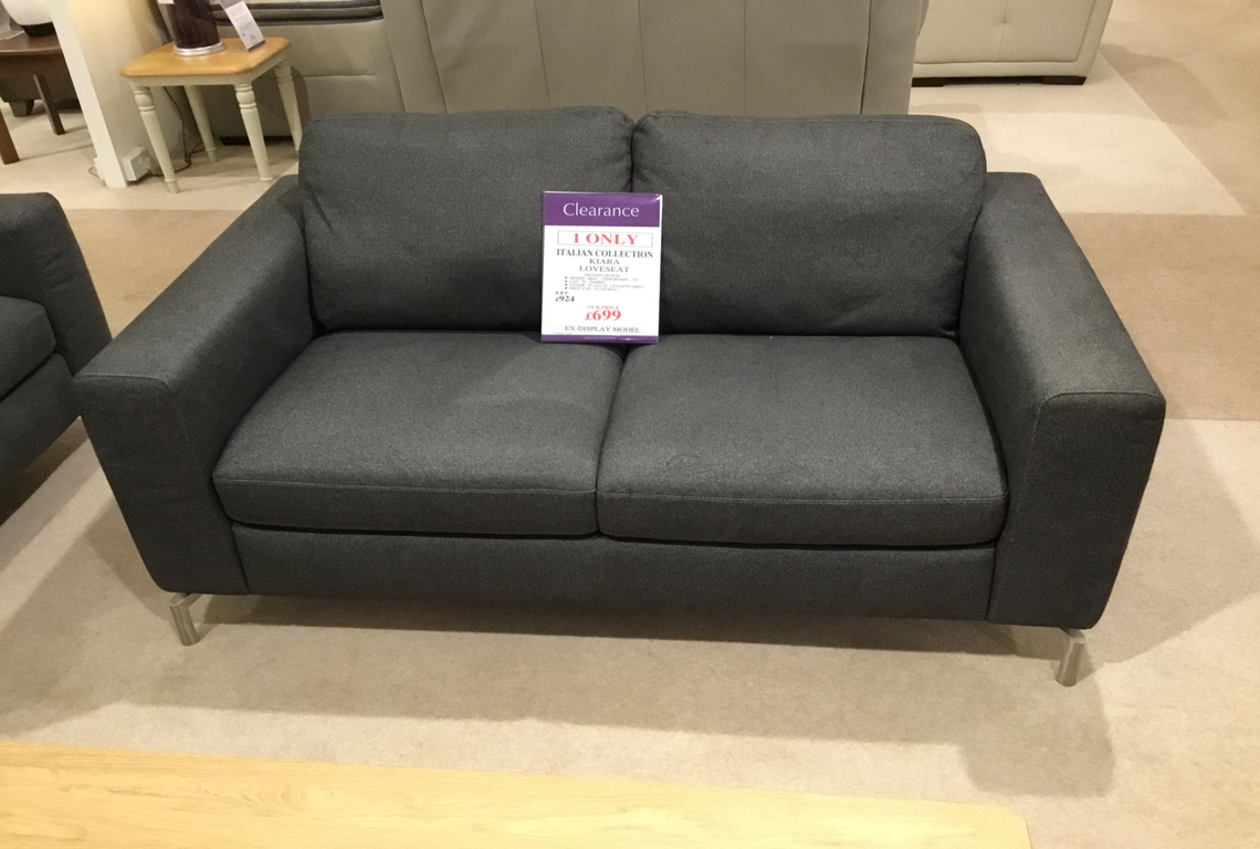 Kiara Loveseat