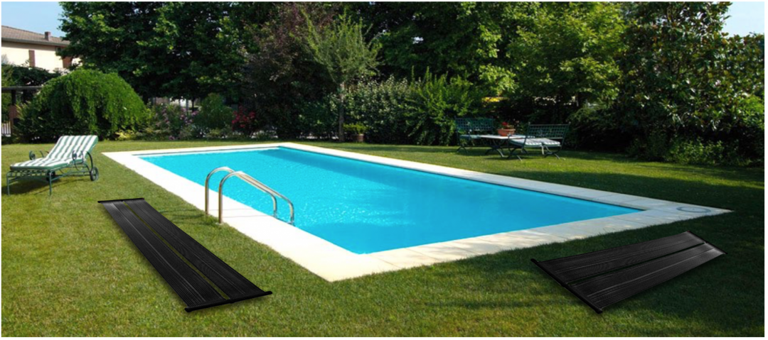 Ein Pool im Garten mit grünem Rasen und zwei Solarkollektor Matten, die als Solarheizung für den Pool dienen