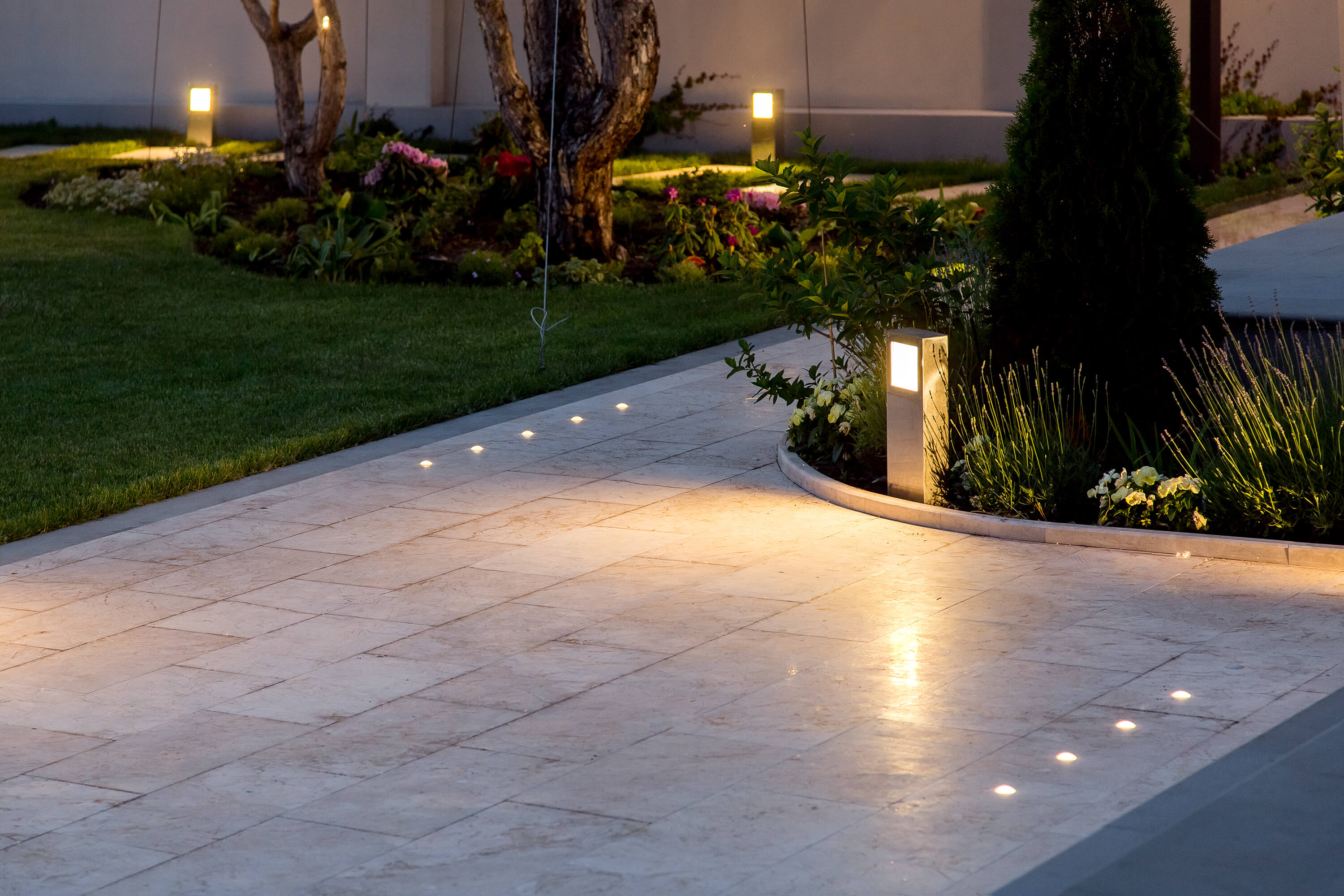 Landscape lighting