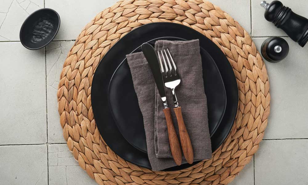 How to Style a Dining Room Table