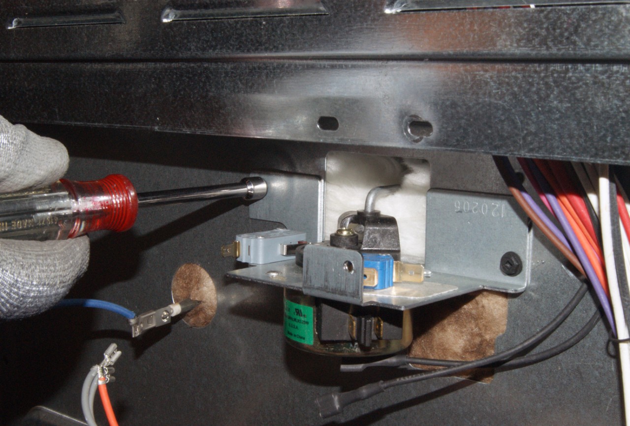 ᐉ How to fix GE Oven JBP35CK1CC not closing? — Prime Air Solutions