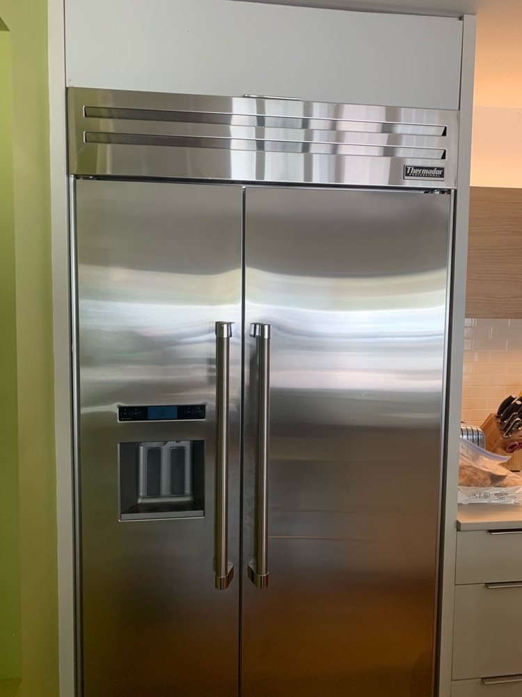 ᐉ The Thermador Refrigerator has problems with making ice. Solved