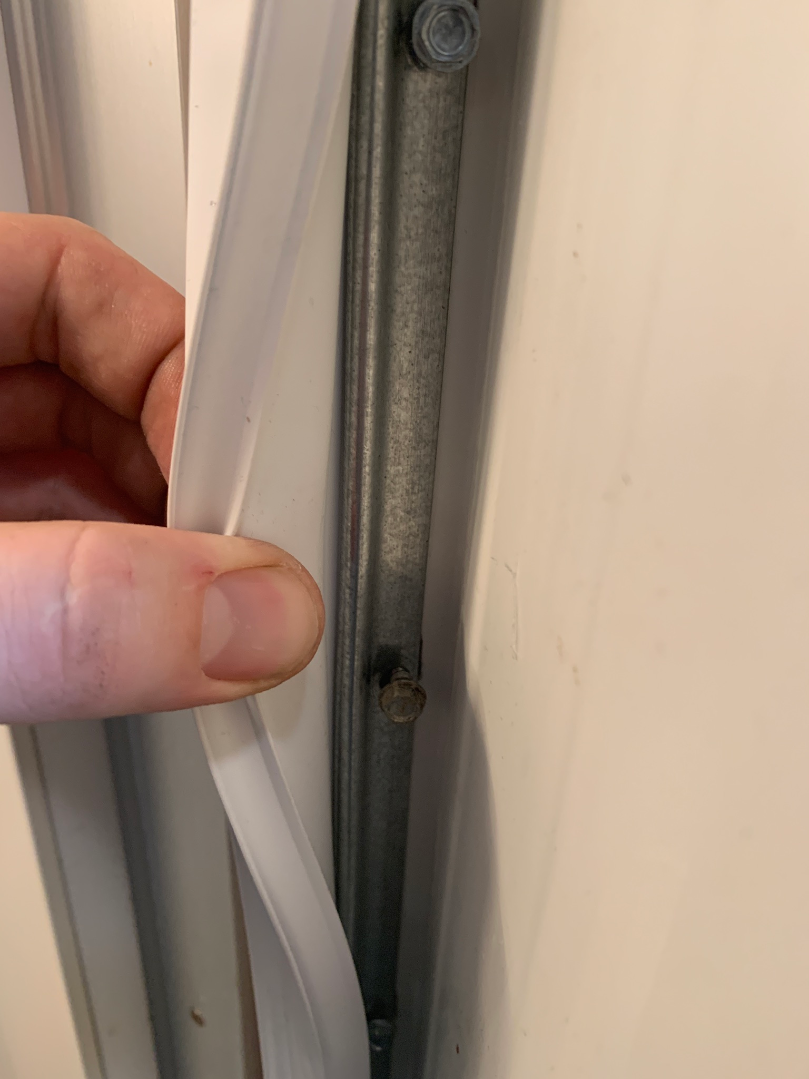 ᐉ Sub Zero Refrigerator door seal problem How to fix? — Prime Air