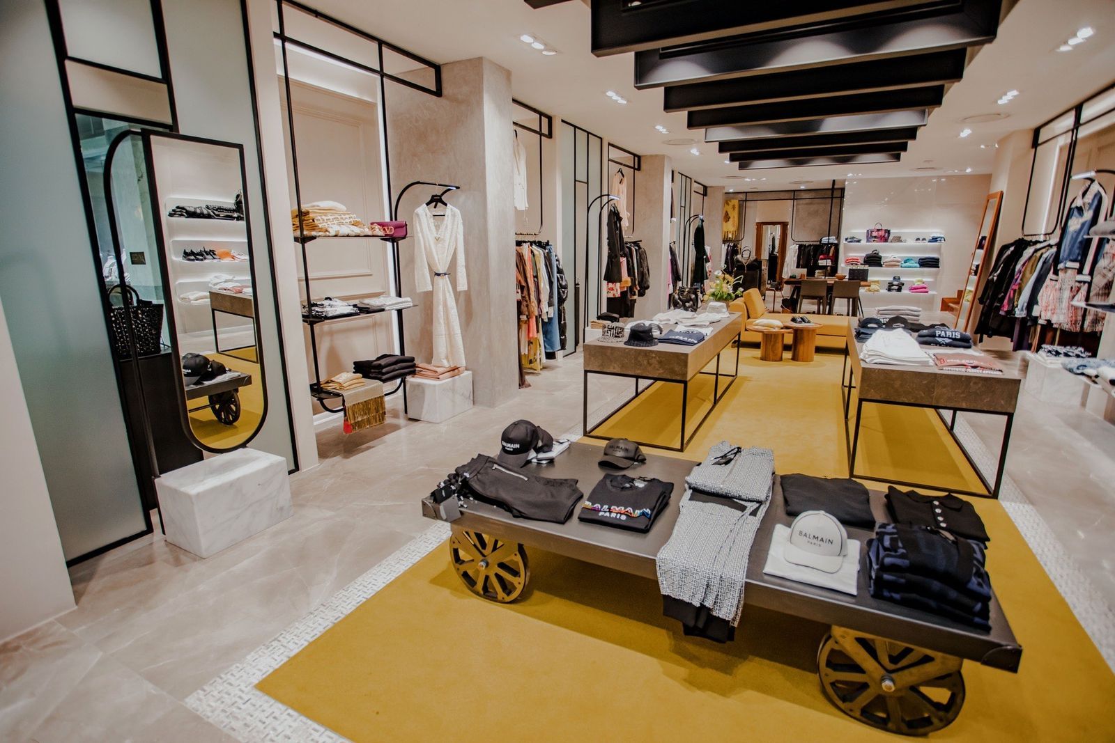 Flooring Project Store 2A, Hyde Park with Belgotex