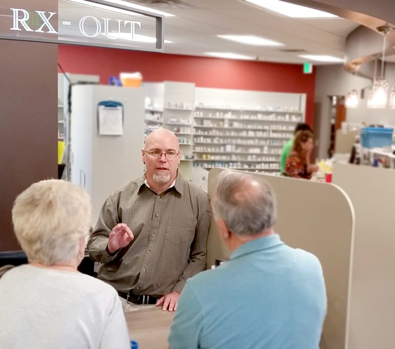 La conexión farmacéutico-cliente es clave para la fidelidad