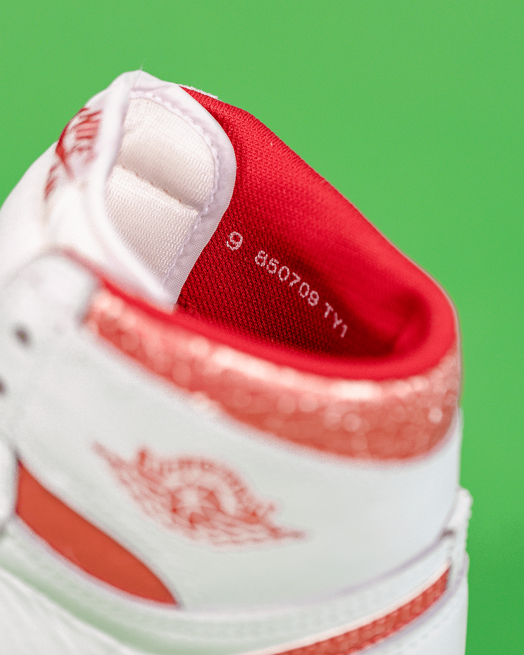 nike jordan 1 metallic red