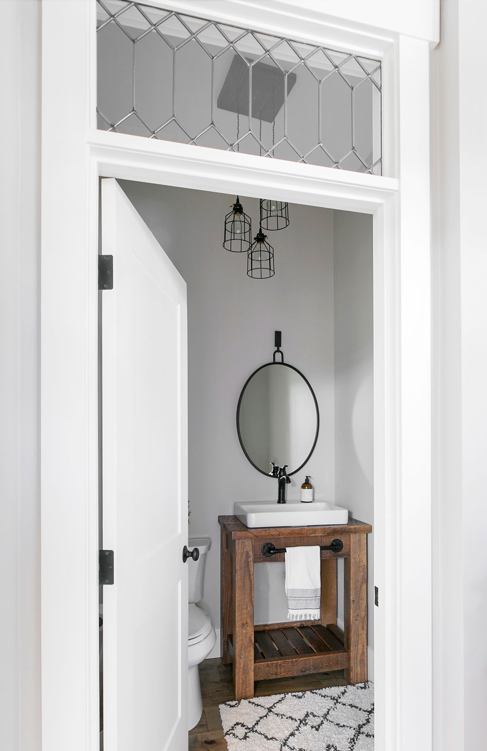 Simply Styled Vintage Farmhouse Powder Bath | TANNA BY DESIGN®