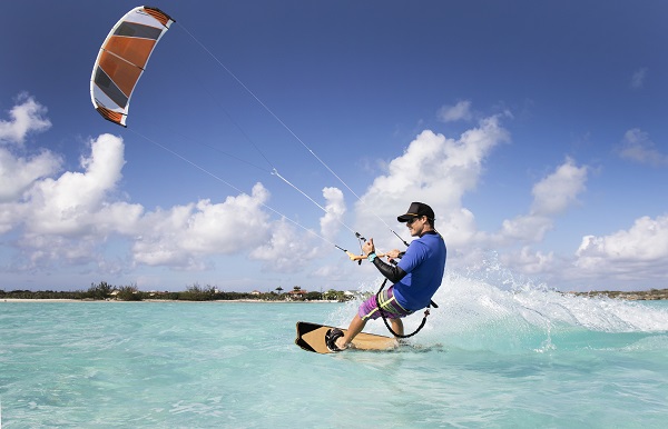 Kitesurfing