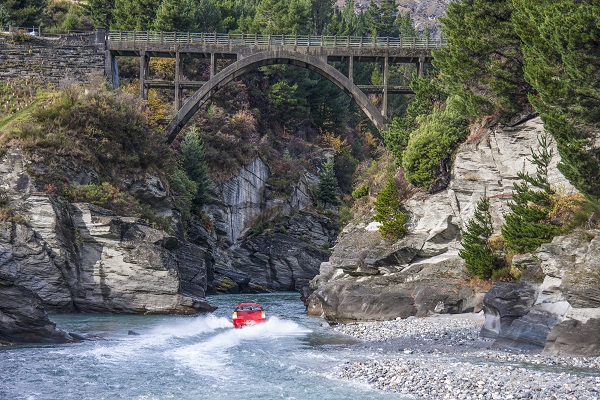 Shotover Jet