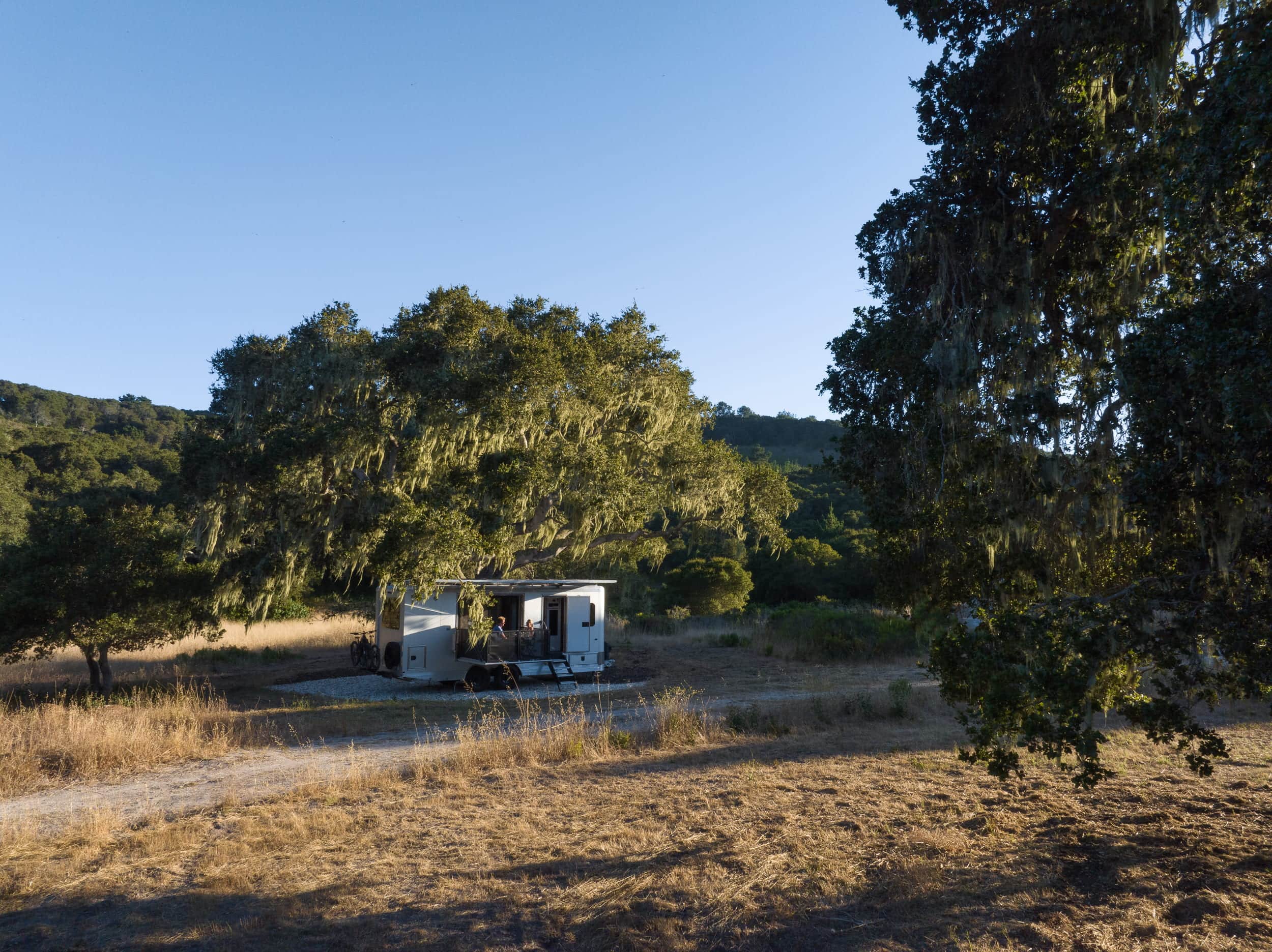 The Ultimate Guide to the Top 25 Apps for Enhancing Your Off-Grid