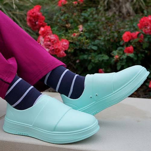 Are Gales the Best Nursing Shoes? (2022) The Quality Edit