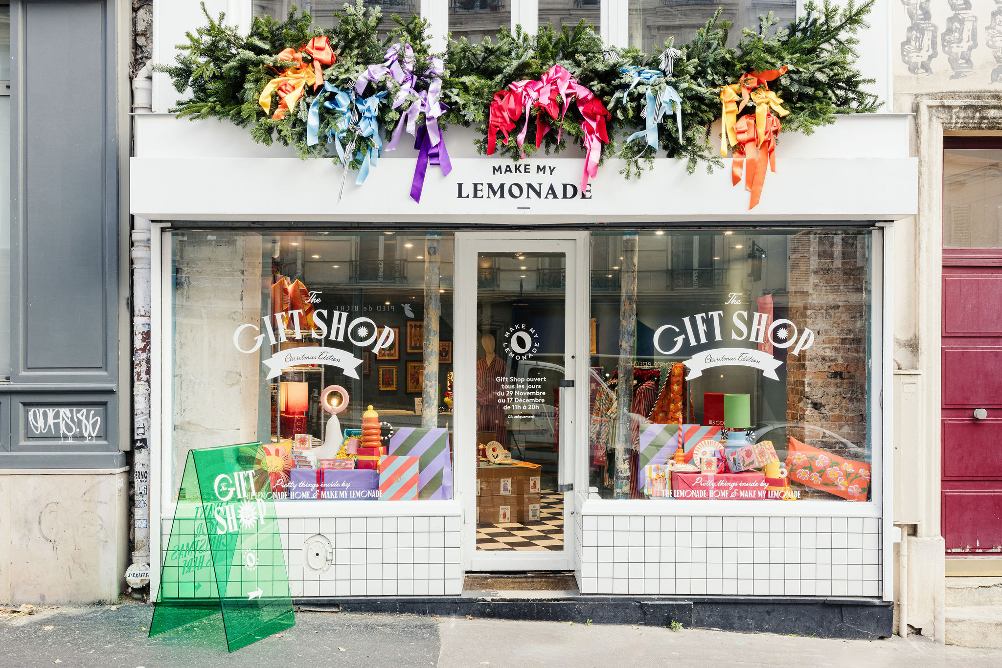 Le pop up store color de make my lemonade nestore