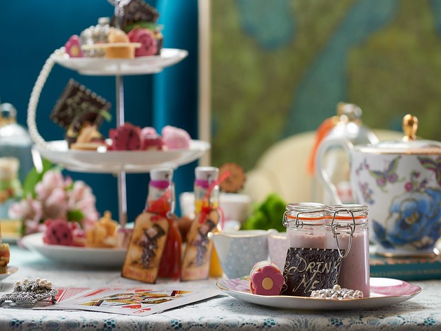 Alice in Wonderland inspired afternoon tea at the Taj Hotel