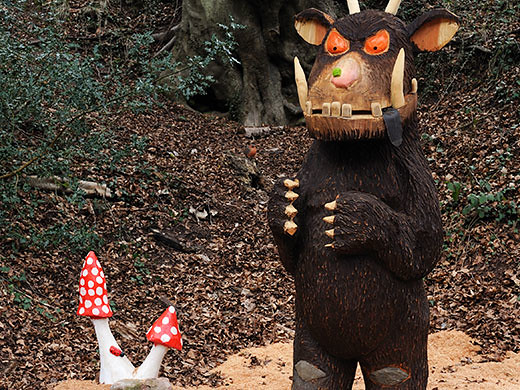 the gruffalo sculpture on the gruffalo trail at horsenden hill