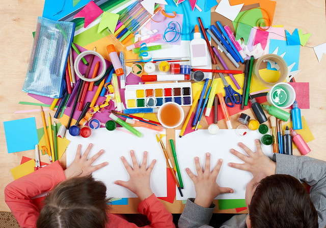 crafts fun children colouring and painting