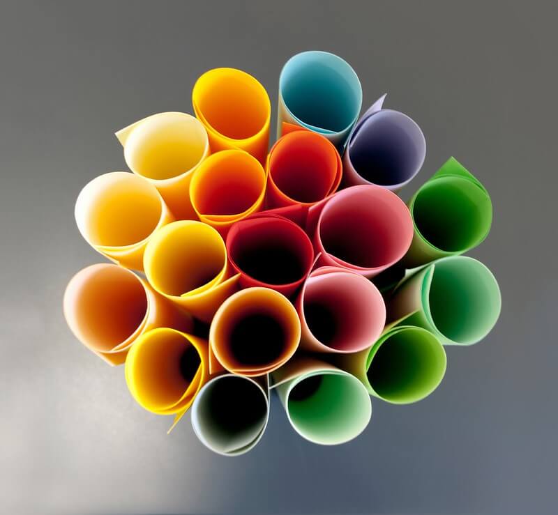 Roll to store children's art
