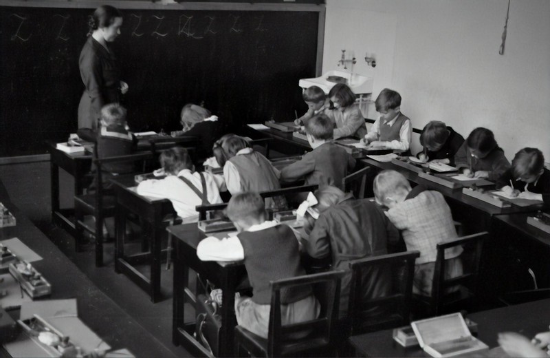 Victorian School Children