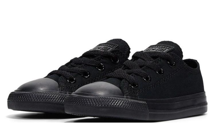 Converse Chuck Taylor All Star Mono Low Top.