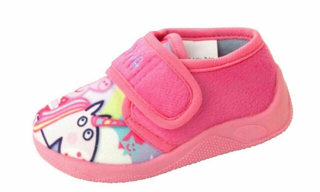 Peppa Pig Girls' Slippers.