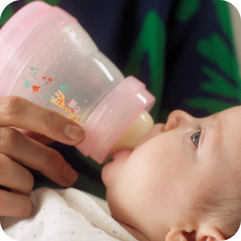 MAM Easy Start Anti-Colic Self-Sterilising Bottle.