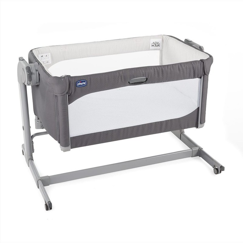 Chicco Next 2 Me Magic Bedside Sleeper Crib.