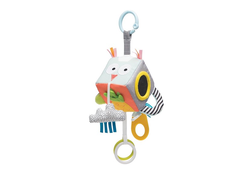 Mini hanging cube with unique designs best for babies enhancer that help to their development and enhancing