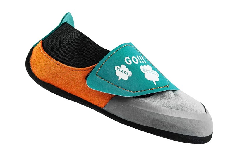 Easy to use rock climbing shoes for kids to avoid their feet hurt while climbing.