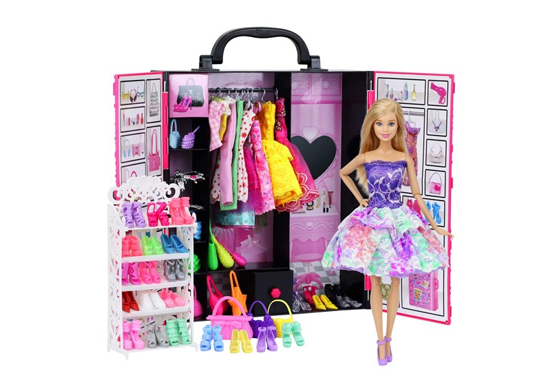 Complete set of fashion doll outfits and accessories perfect for little fashionista.