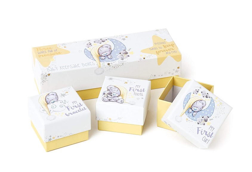 Set of keepsake box with adorable sleeping bear and star with lovable quotes.