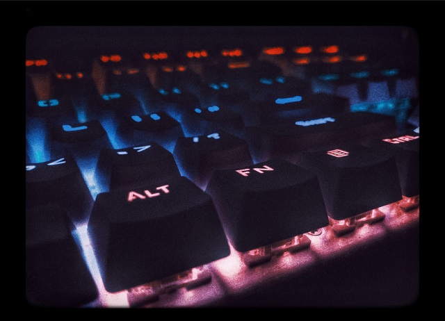 A strong name help you stand apart in the online gaming world.