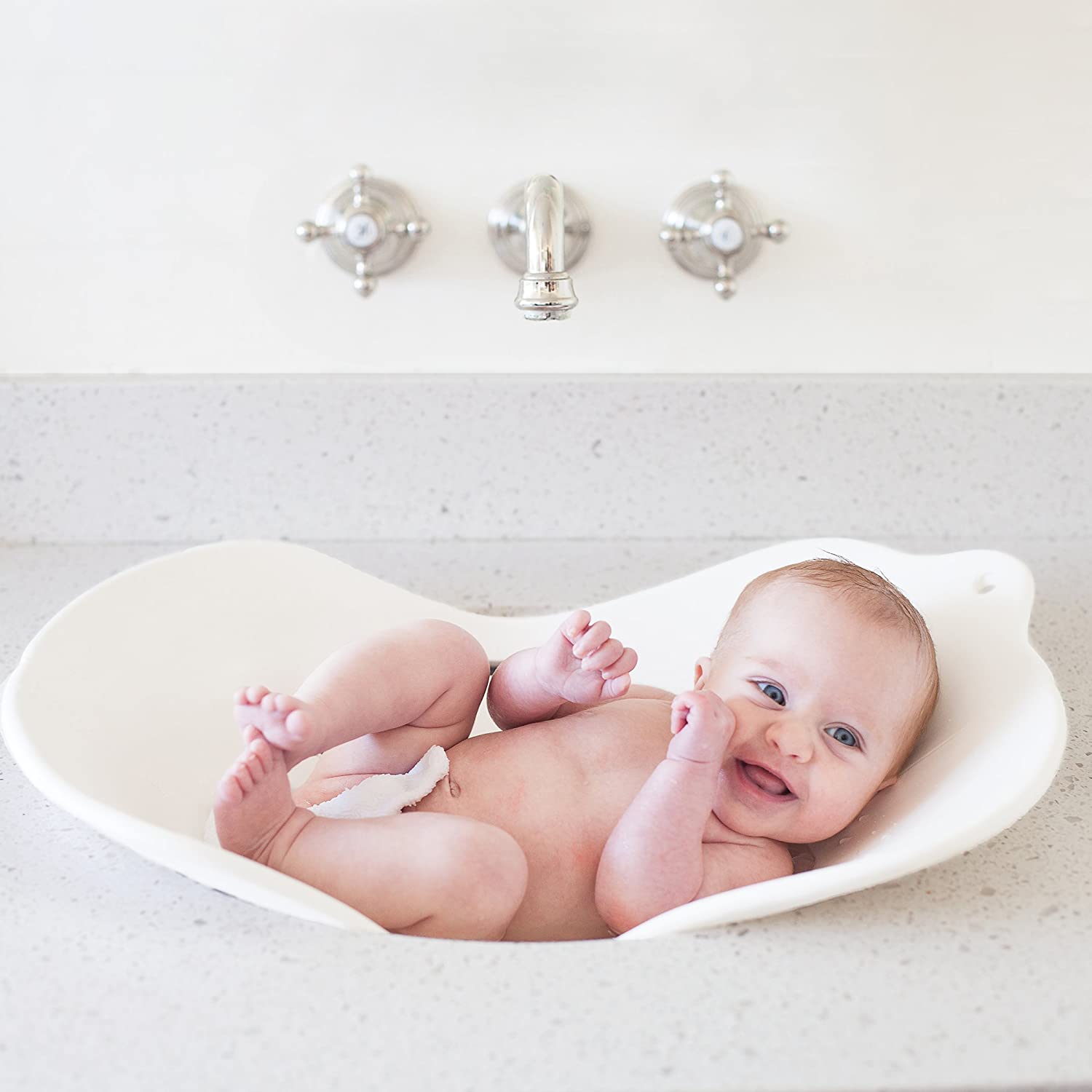 Puj Compact Infant Bathtime Basin Insert