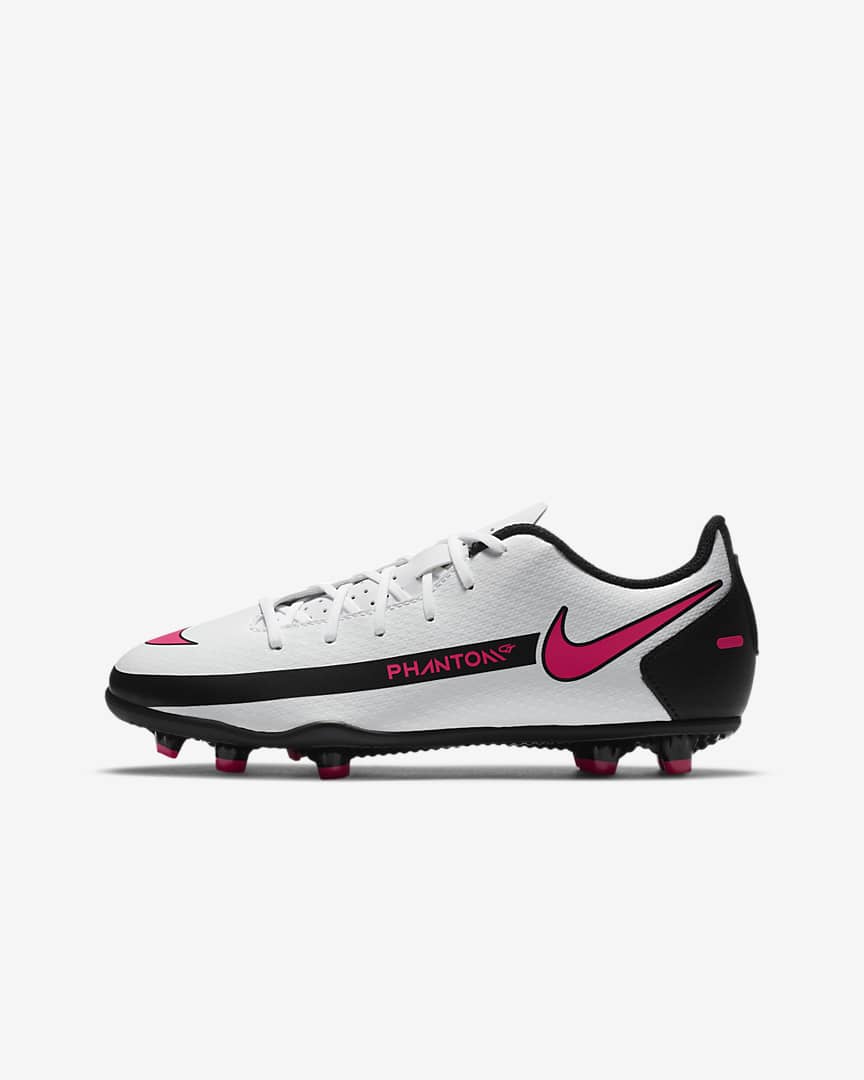 Nike Jr. Phantom GT Club.